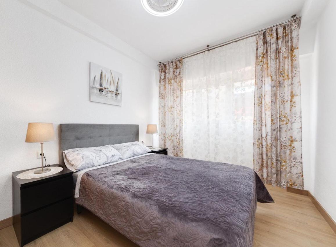 Comfortable Apartment With Wi-Fi アリカンテ エクステリア 写真