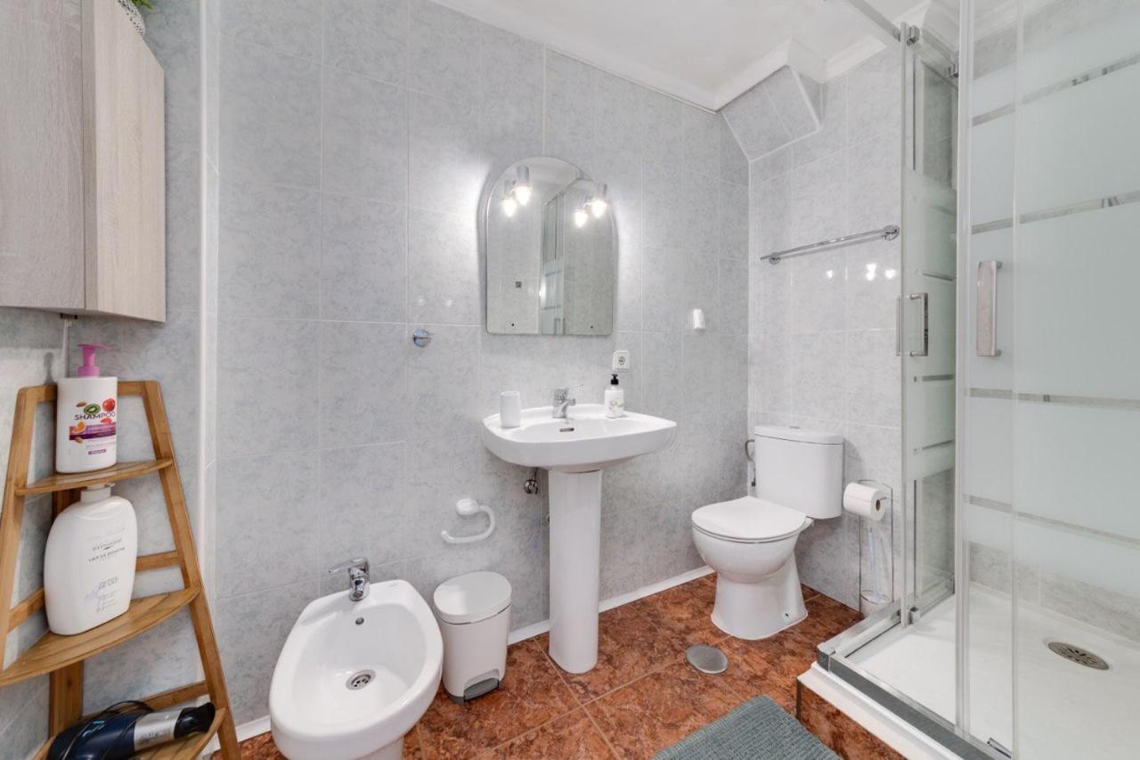 Comfortable Apartment With Wi-Fi アリカンテ エクステリア 写真